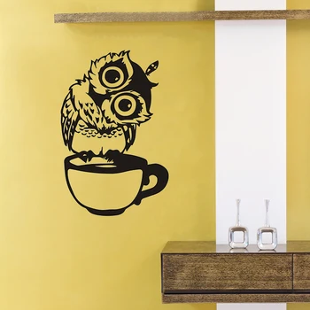Bonito Dos Desenhos Animados Coruja Na Caneca Adesivo De Parede Para O Café Bar, Sala De Jantar Mural Impermeável Decoração Da Janela De Arte Decalque M0027