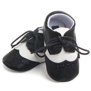 Novos Sapatos de Bebê de Menino de Sola Macia Esportes Tênis Criança Clássico Lace-up Calçado para Bebê Meninas Mocassins Recém-nascido de Borracha Primeiro Caminhantes 1