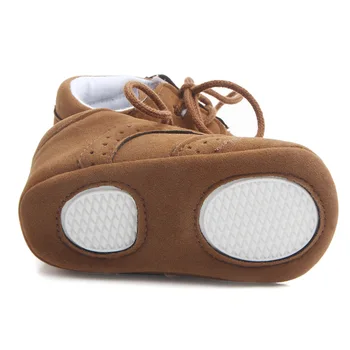Novos Sapatos de Bebê de Menino de Sola Macia Esportes Tênis Criança Clássico Lace-up Calçado para Bebê Meninas Mocassins Recém-nascido de Borracha Primeiro Caminhantes 2