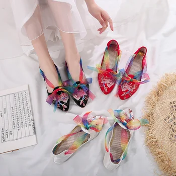 YRZP Confortável Senhoras Chinês Bordado Sapatos de Seda Bowknot Mulheres de Veludo de Algodão Sapatilhas Pontudas Dedo do pé Tecido de Sapatos 1